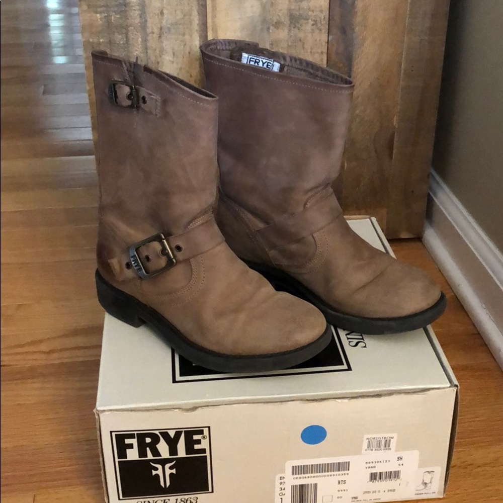 Frye Engineer Pull On boots, size 13